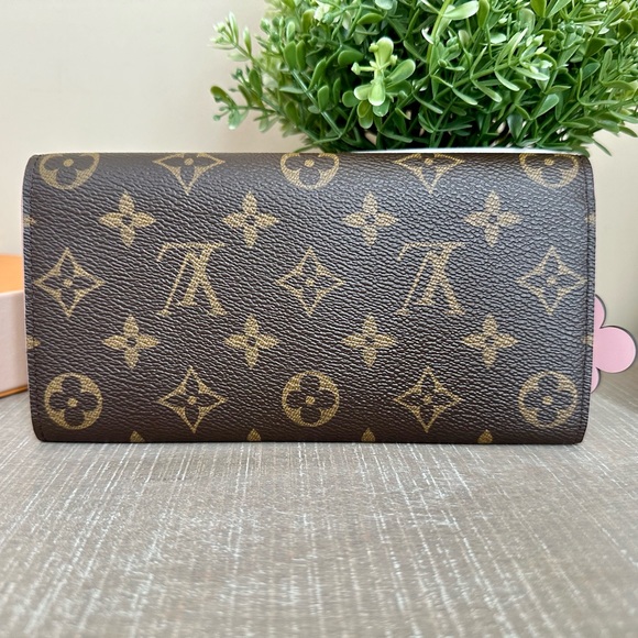 LV Monogram Bloom Flower Emilie Wallet Fuchsia - Picture 8 of 12